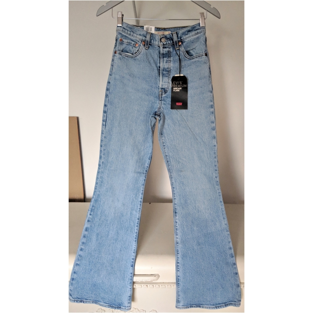 Levi's Ribcage Flare Tango light premium jeans NWT - Picture 4 of 8